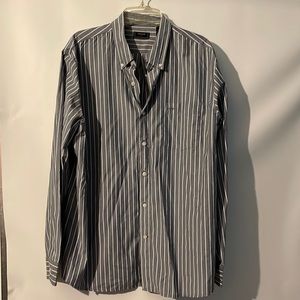 Dockers Button Down Gray Long Sleeves White Strips Shirt XL Front Pocket
